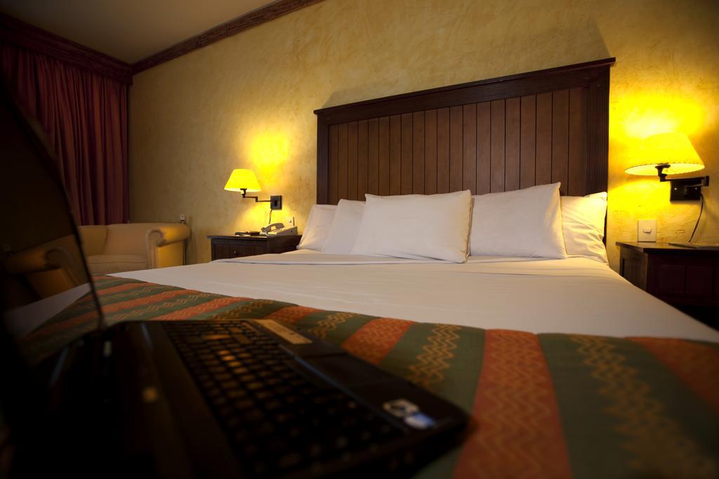Park Hotel Calama Habitación foto
